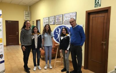 Tres alumnas de la Escuela reciben el premio extraordinario de Primaria