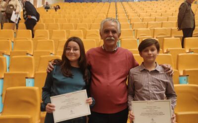 Dos alumnos de la Escuela reciben el Premio Extraordinario al Rendimiento Académico de Primaria del curso 2020-2021