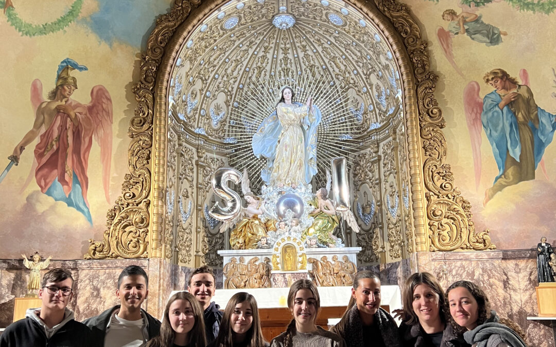Los jóvenes de Grupos Lasalianos participan de la Vigilia de la Inmaculada