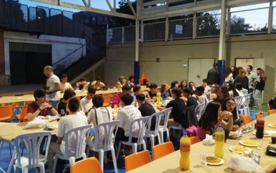 El pasado viernes 10 de mayo, como colofón a la semana de San Juan Bautista de La Salle, se celebró la entrañable y tradicional cena de antiguos alumnos
