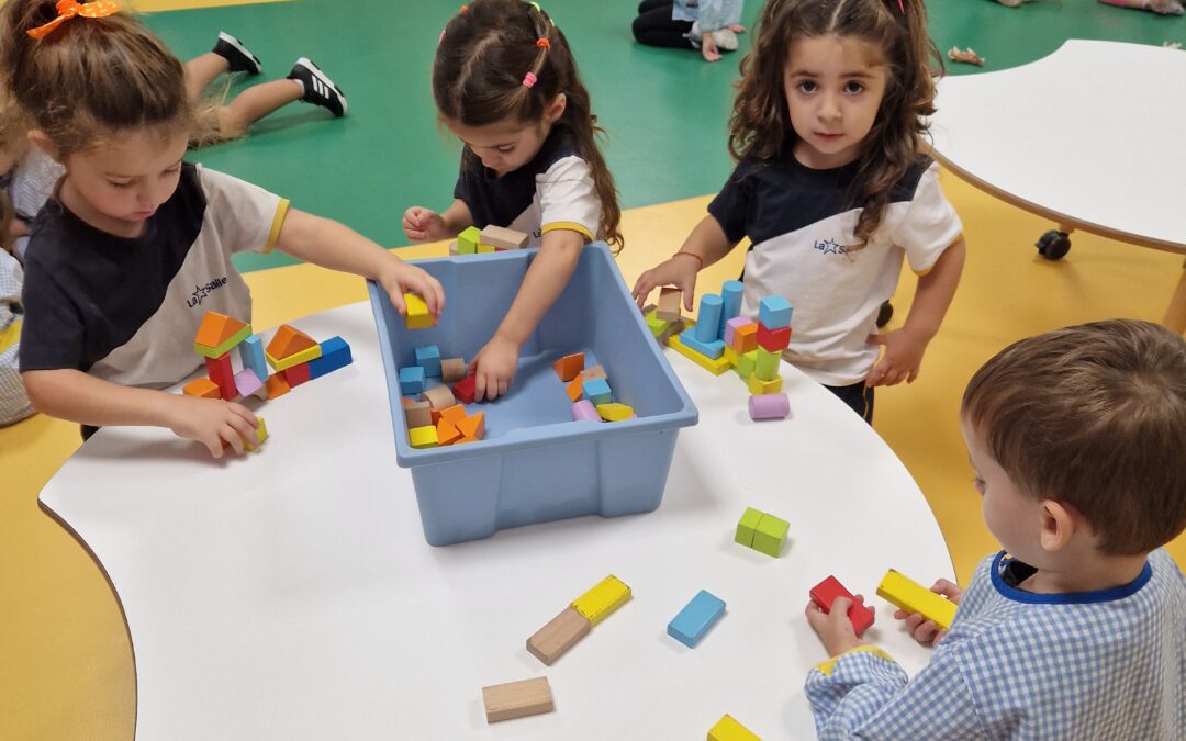 El alumnado de 3 años de la Escuela Infantil Desamparados La Salle, está adaptándose muy bien al cole