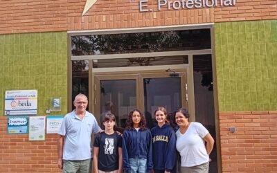 Tres alumnos de la Escuela Profesional La Salle han obtenido el Premio Extraordinario al rendimiento académico en educación primaria: Alejandro Vicente, Isabella Marín y Marta Pérez