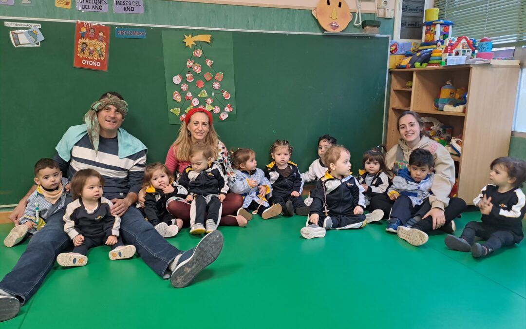 En la escuela Infantil Desamparados, el aula de 1 año ha realizado un cuentacuentos con la colaboración de una de las familias