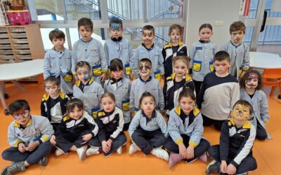 ¡Hoy en Infantil y Primaria hemos tenido caras tan divertidas que hasta los espejos se han echado a reír!