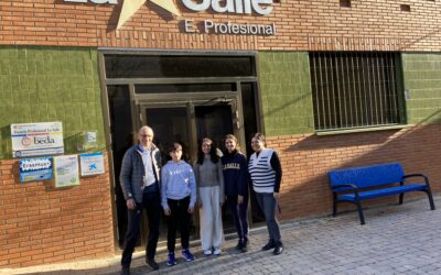 Entrega de los Premios Extraordinarios de Educación Primaria 2024 en Valencia: Un Reconocimiento a la Excelencia Académica