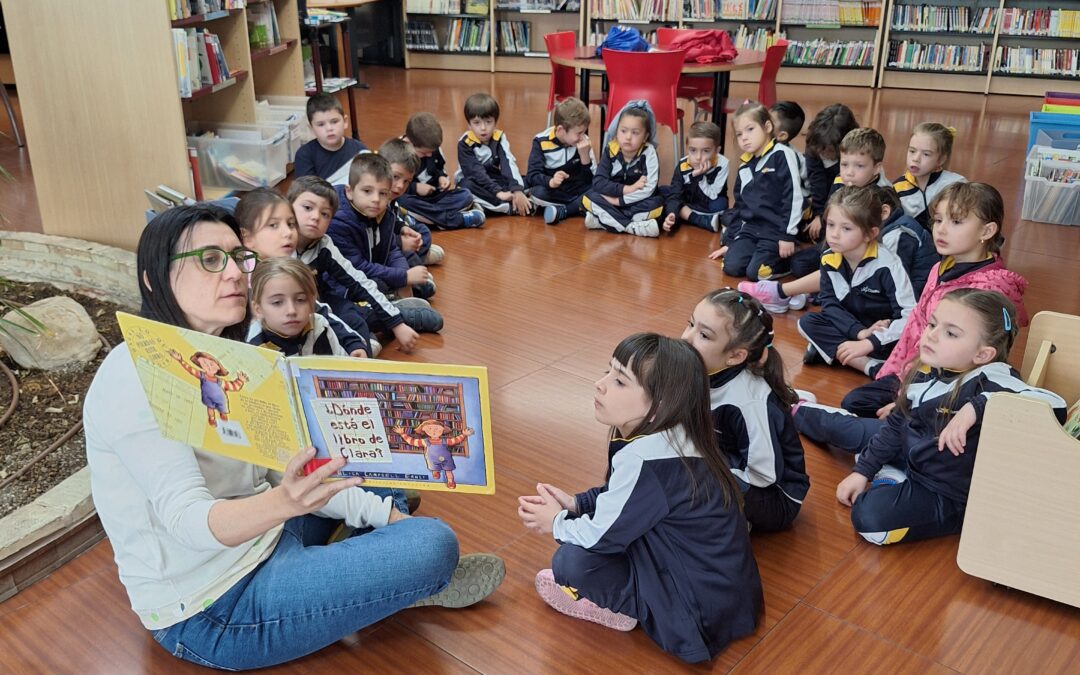 Visita a la Biblioteca Cova Gran de Paterna