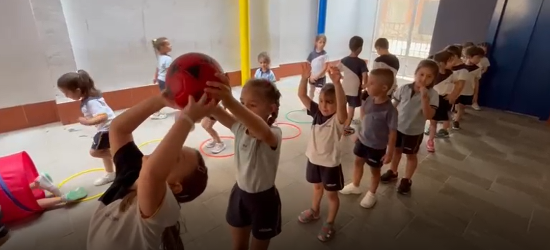 Los niños y niñas de 2º ciclo han celebrado su fiesta de fin de curso con un día lleno de juegos y diversión