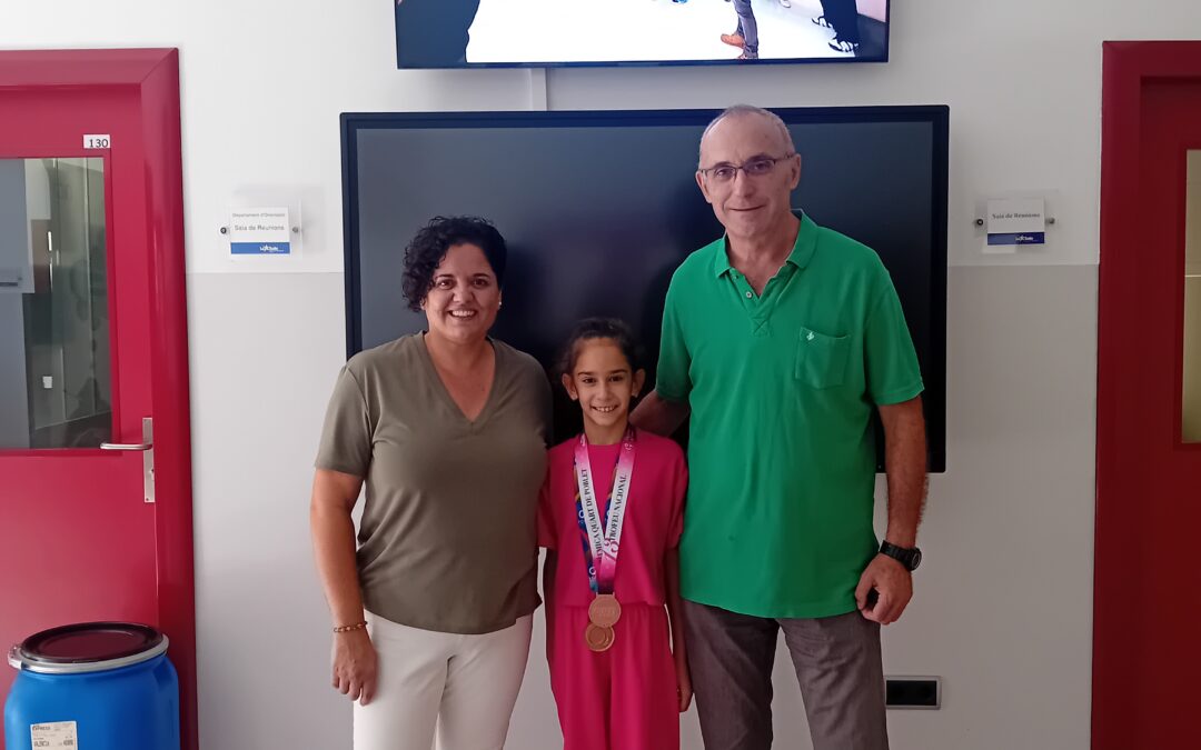¡Nuestra alumna Ivet brilla en el campeonato de gimnasia rítmica!