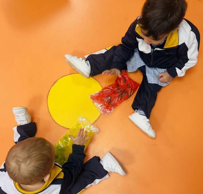 Momentos de aprendizaje en el aula de 1 año